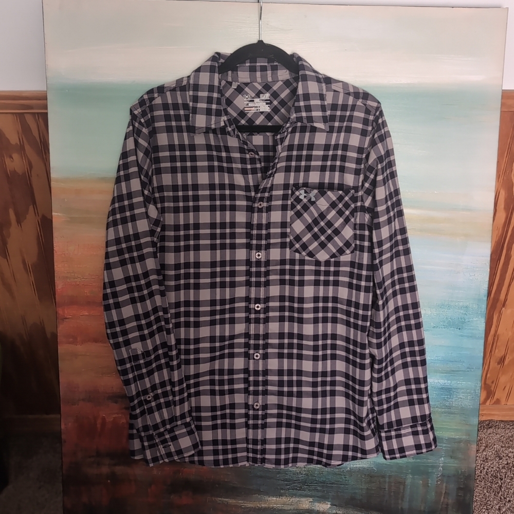 Under Armour Men's loose. Checkered Shirt SM/P